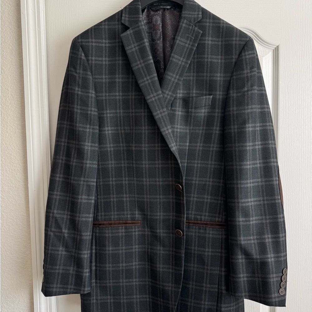 Van Heusen Gray Blazer with Classic Plaid Design